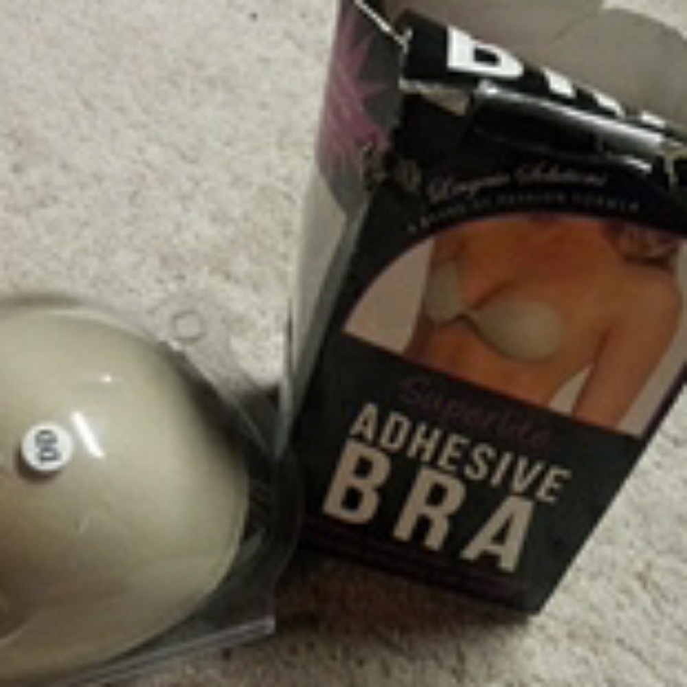 Adhesive bra